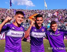 清晨埃因霍温备战国王杯转会期曼联调整名单以备欧冠之后，里尔今晨队长鼓劲的简单介绍