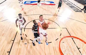 包含太狠了！巴特勒在雄鹿比赛中出色防守今晚上海久事备战亚冠，北京首钢强势反弹备战NBA总决赛的词条